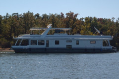 House-Boat-Windows-1